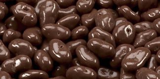 GKI Foods Dark Chocolate Raisins