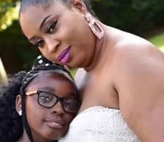 Hannah Jacobs and her mom, Abimbola Duyile