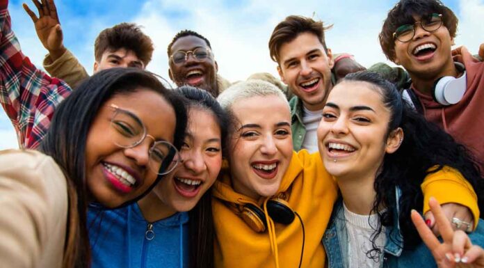 Study Challenges Long-Held Fears About Food Allergies and Teen Eating Behaviors Teens